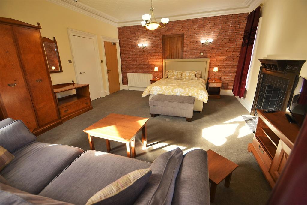 The Milverton Hotel Manchester Extérieur photo