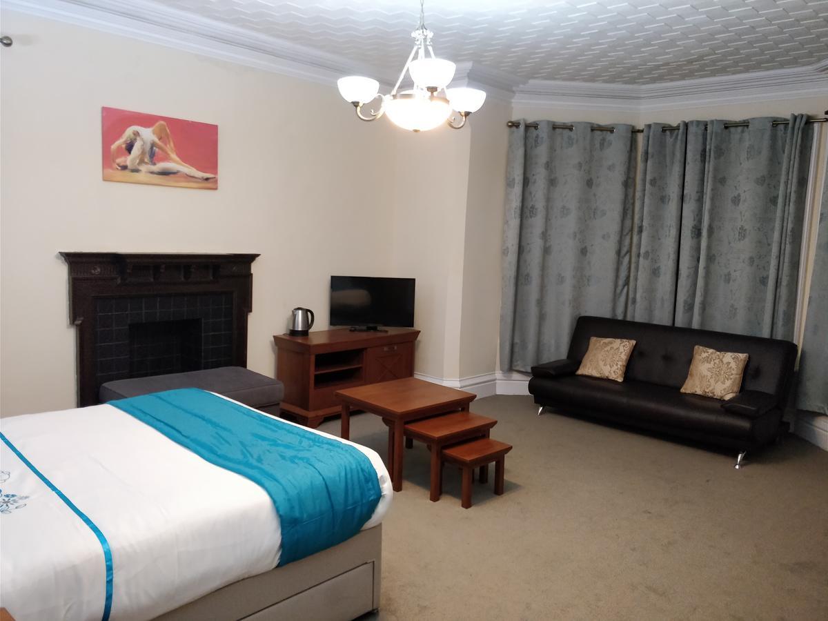 The Milverton Hotel Manchester Extérieur photo